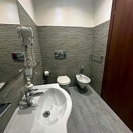 Royal Termini 3* روما