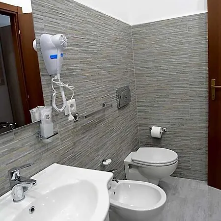 Royal Termini 3*