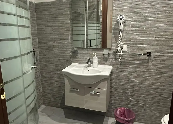 Πανσιόν Royal Termini 3*